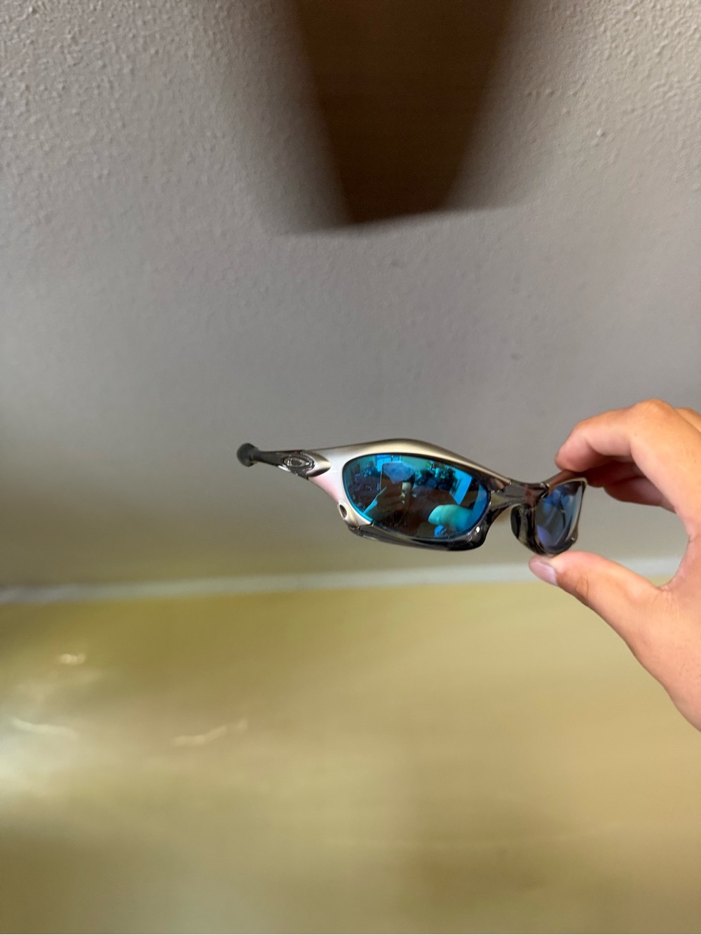 Men's Silver Sunglasses with Blue Mirrored Lenses Oakley